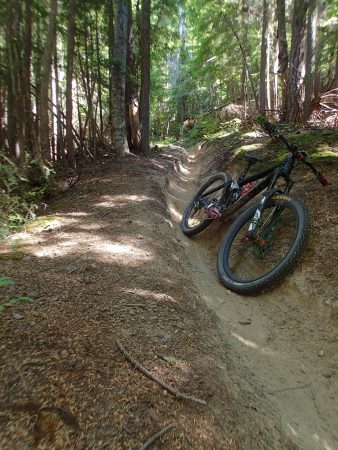 below grade dirt bike tread